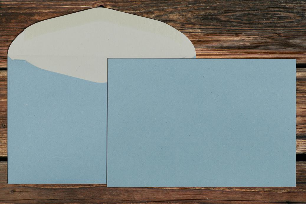 Kuvertierhüllen 120x176 mm Nassklebend Recycling Blau 75 g/qm